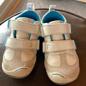 PLAE NAT Leather shoes Size 8 US